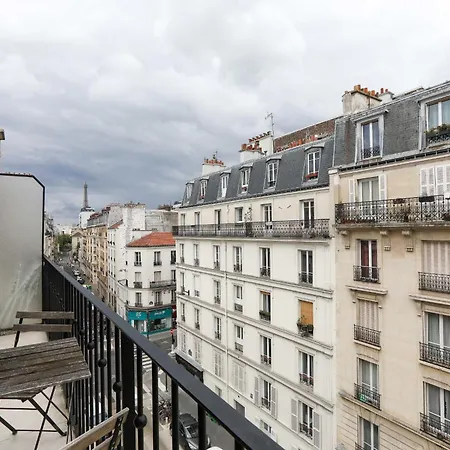 Apartamento Charming Cocoon With A View Of The Eiffel Tower Paris